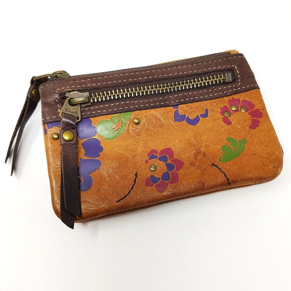 Vintage Fossil Wallet Leather Embossed Studded Floral Tan Boho Cottagecore